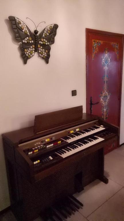 Casa Plasa Grande צ'פצ'אוונה מראה חיצוני תמונה